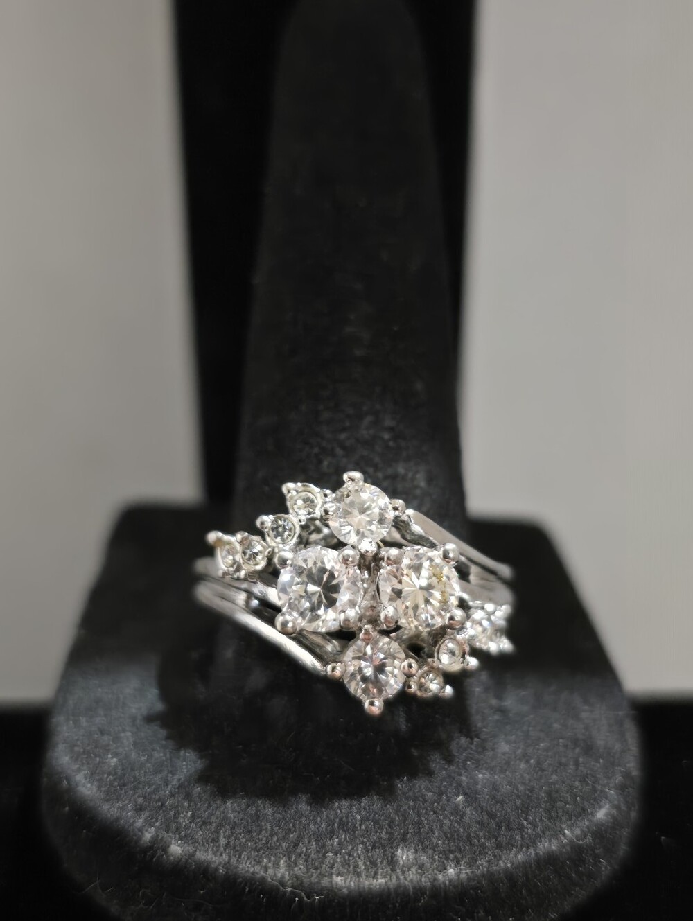 Vintage Sterling Silver Clear Stone Cluster Ring Size 9